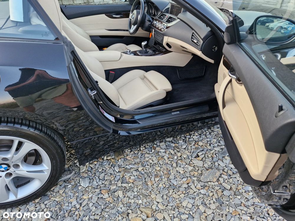 BMW Z4 sDrive23i - 37
