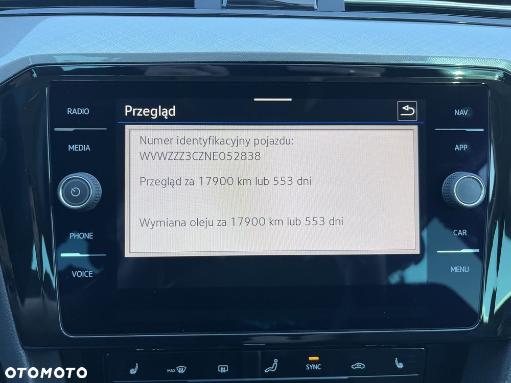 Volkswagen Passat 2.0 TDI EVO Business DSG - 25