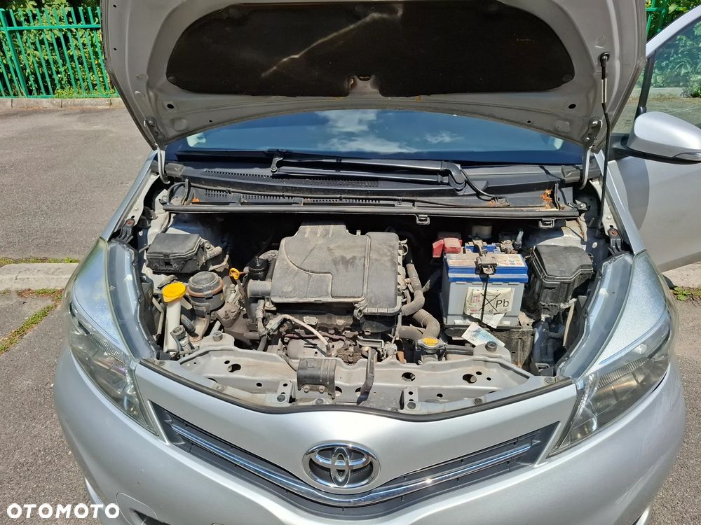 Toyota Yaris - 16