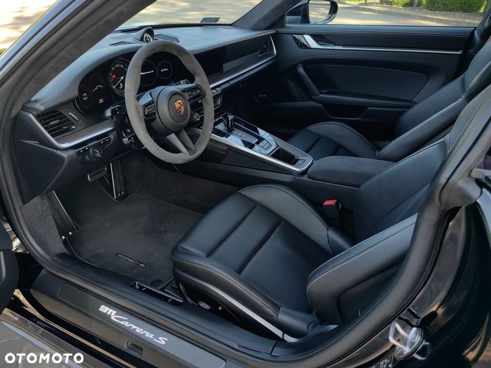 Porsche 911 Carrera S - 29