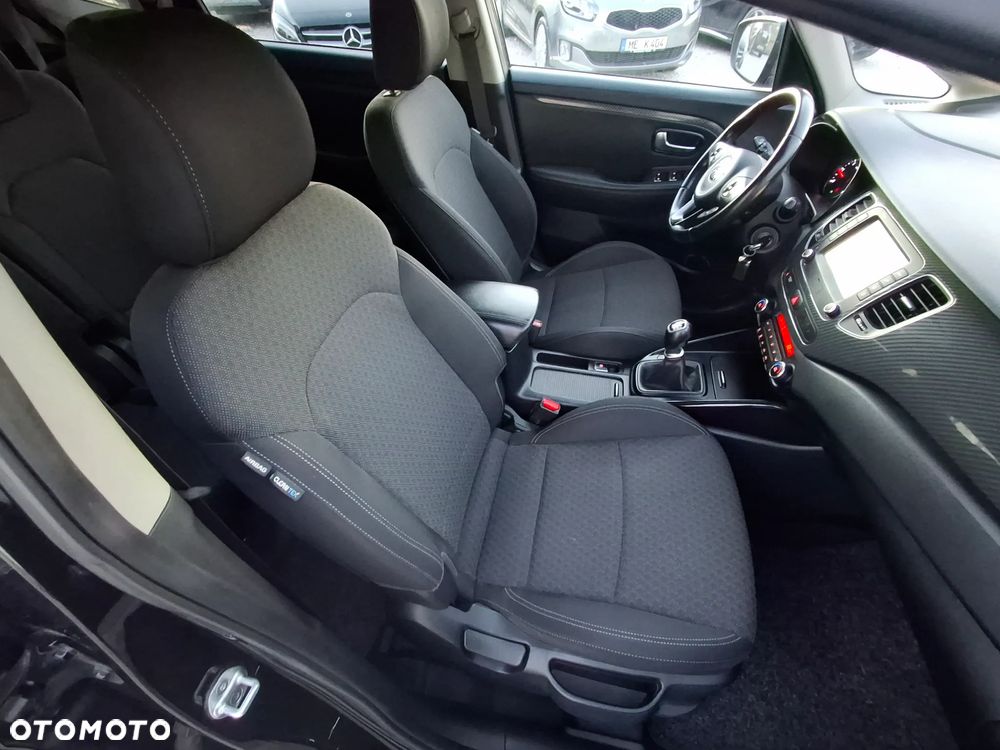 Kia Carens 1.7 CRDi 141 Edition 7 - 16