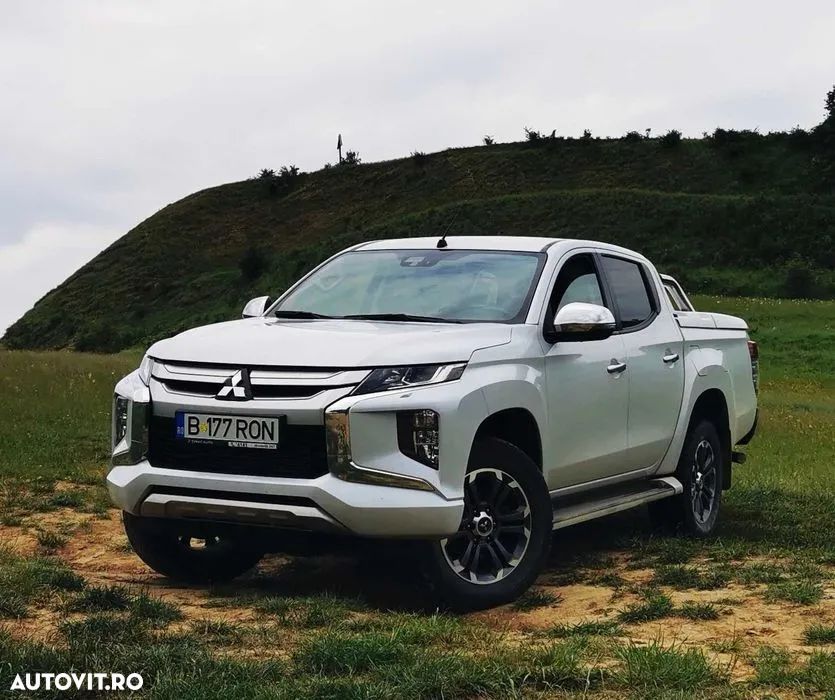 Mitsubishi L200 Double Cab 2.2 DI-D M/T Intense - 1