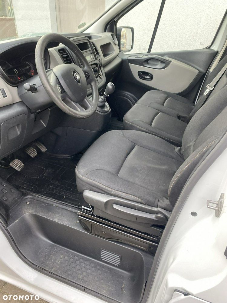Renault Trafic - 8