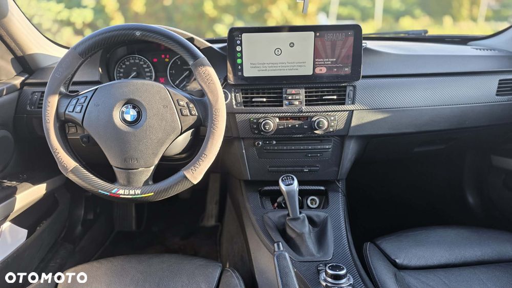 BMW 3 Series 2009 photo 3
