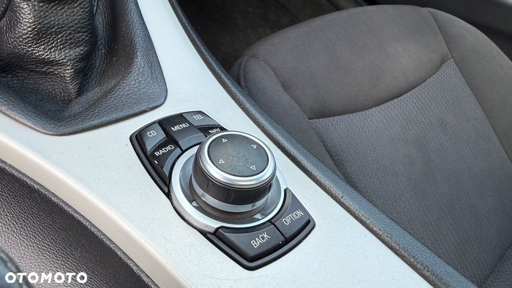 BMW Seria 3 320d DPF - 28