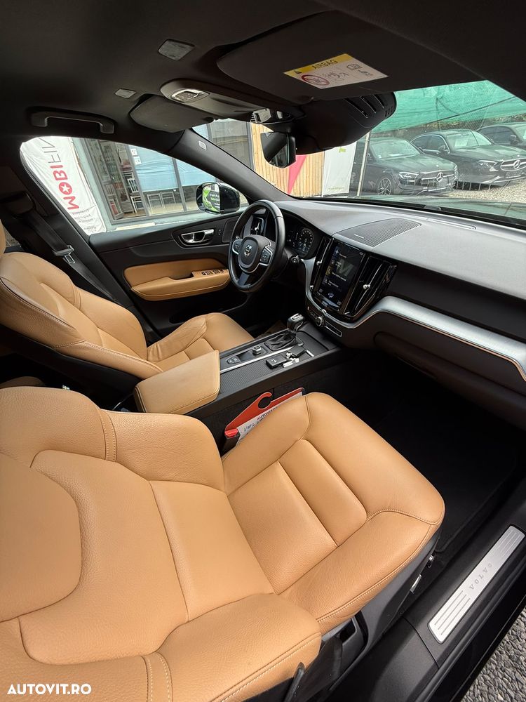 Volvo XC 60 D4 AWD Momentum - 8
