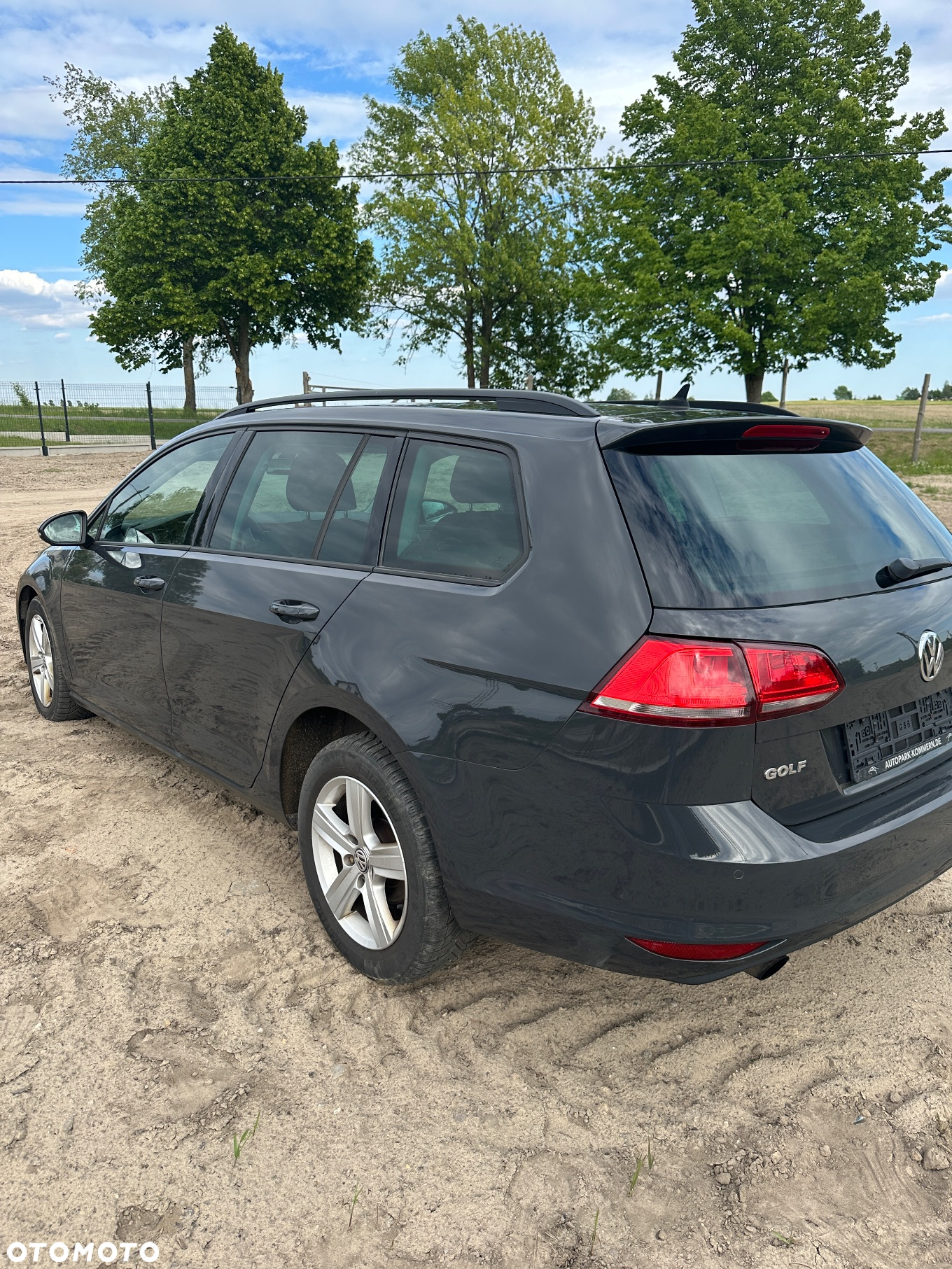 Volkswagen Golf 1.2 TSI BlueMotion Technology DSG Comfortline - 5