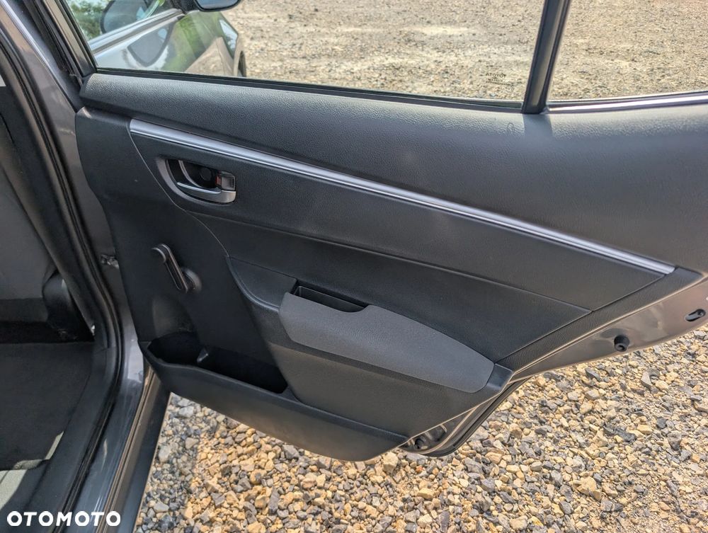 Toyota Corolla 1.6 Premium - 30