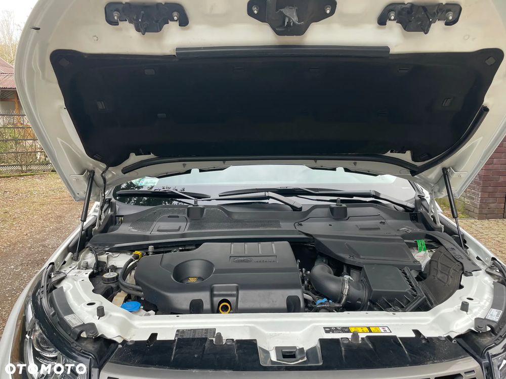 Land Rover Discovery Sport 2.0 TD4 HSE - 13