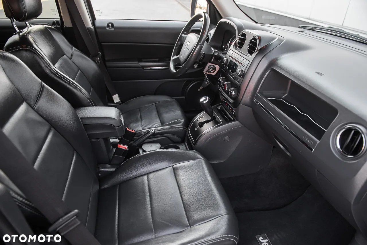 Jeep Patriot 2.4 Limited CVT2 - 27