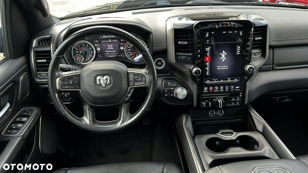 Dodge RAM - 8