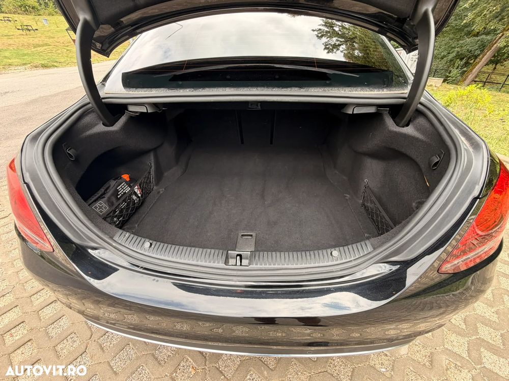 Mercedes-Benz C - 6