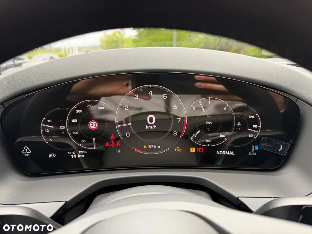 Porsche Panamera 4 - 16