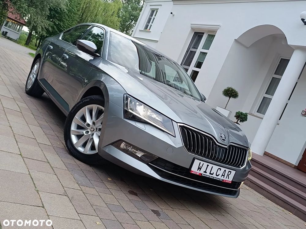 Skoda Superb 1.4 TSI ACT DSG Ambition - 6