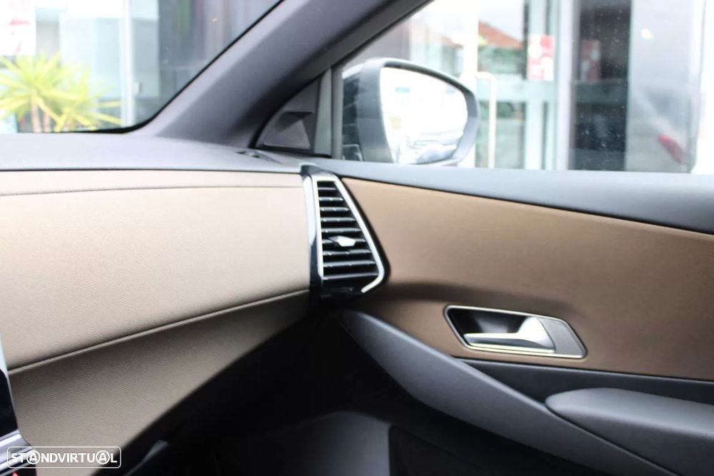 DS DS7 Crossback E-Tense Performance Line EAT8 - 9
