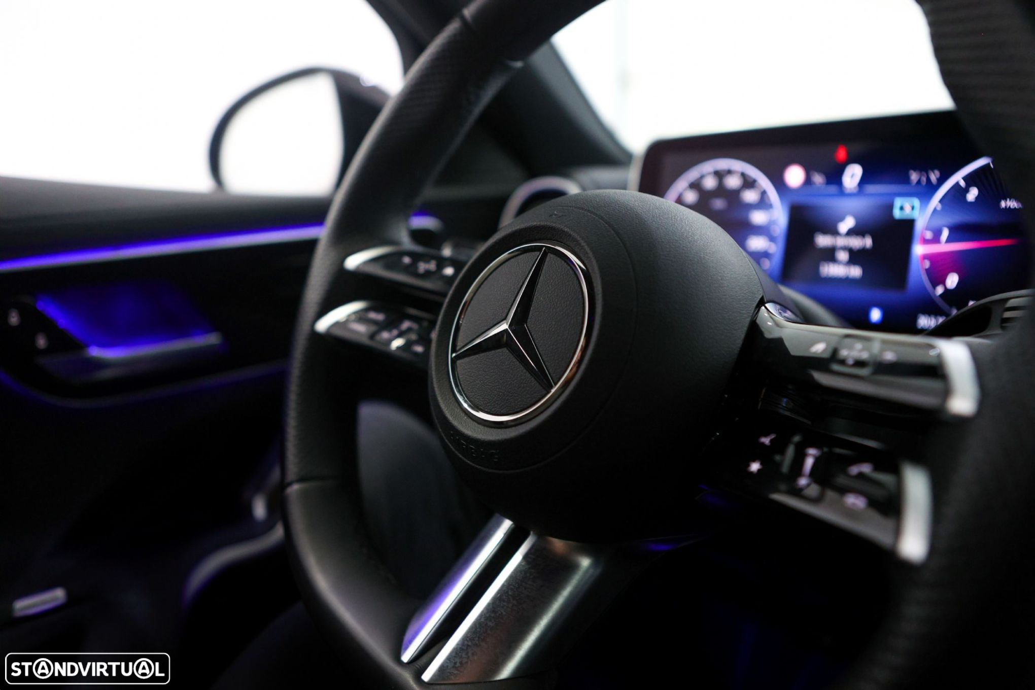Mercedes-Benz C 220 d AMG Line - 32