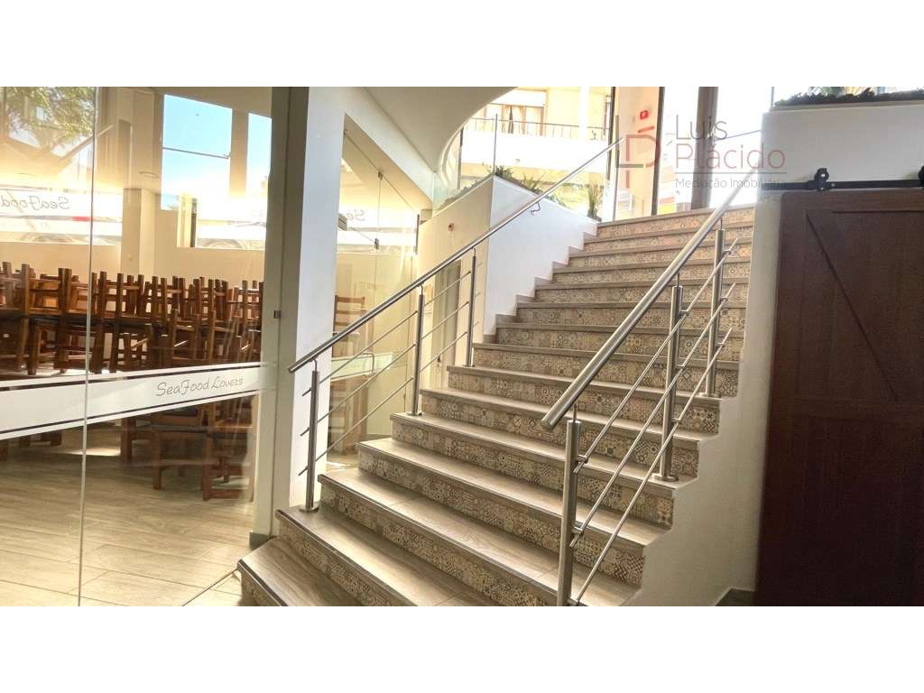 Restaurante no centro da cidade de Sines - Grande imagem: 5/20