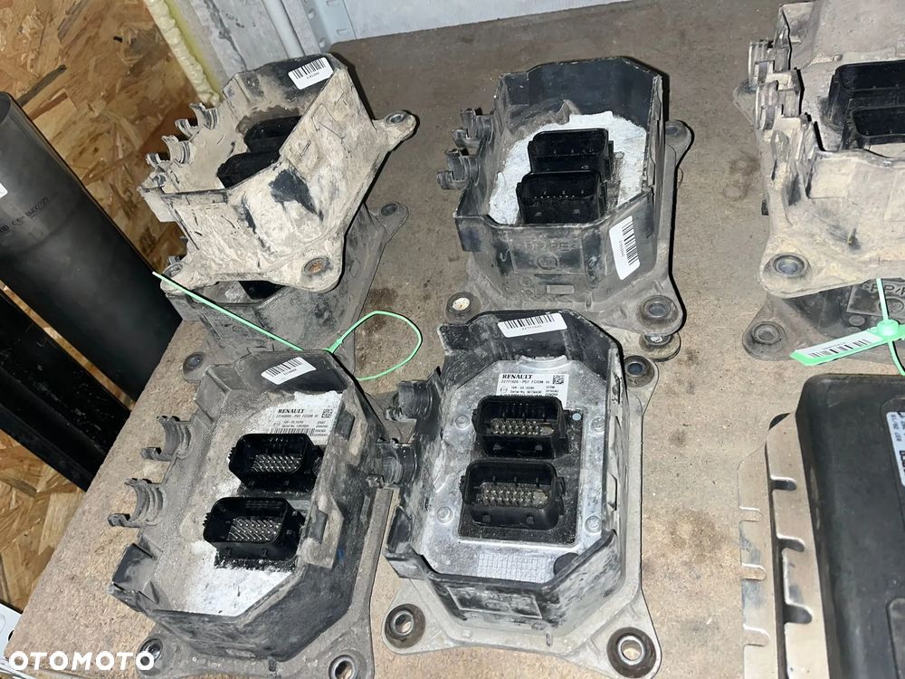 Sterownik świateł Renault 23140888-P02 stan nieznany - 1