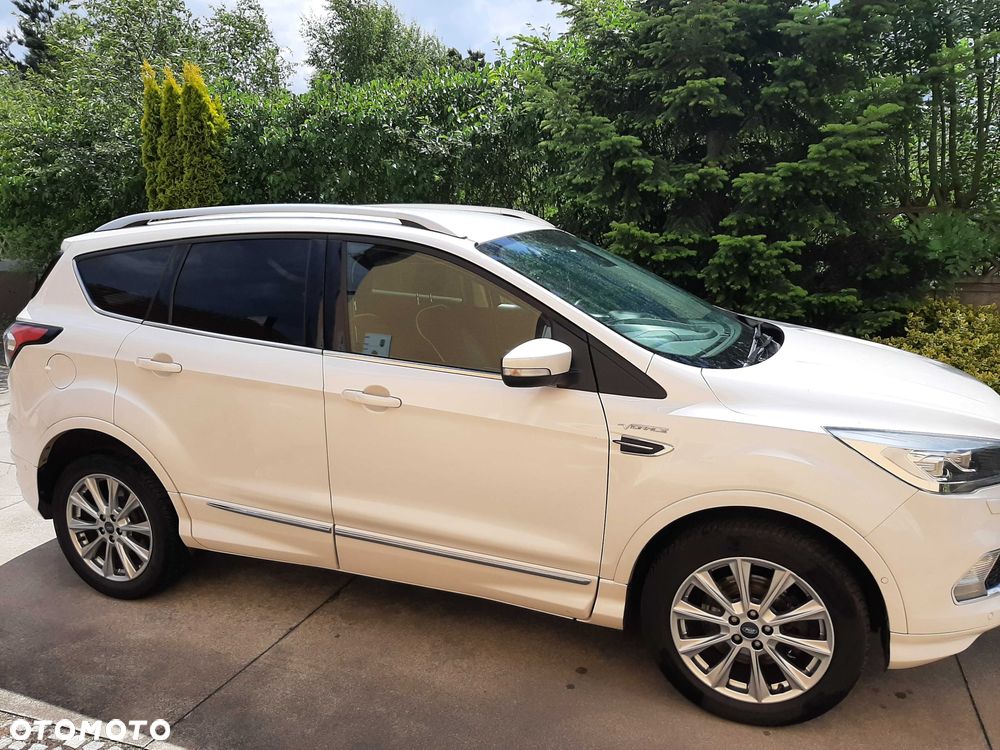 Ford Kuga - 2