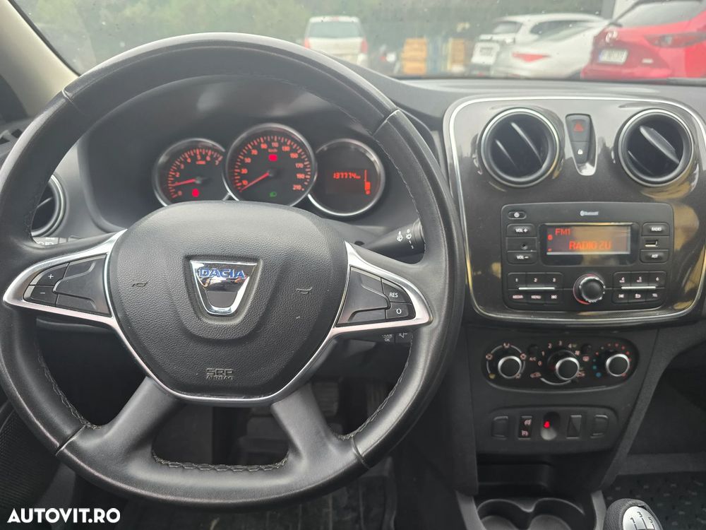 Dacia Logan 1.5 dCi Laureate - 8