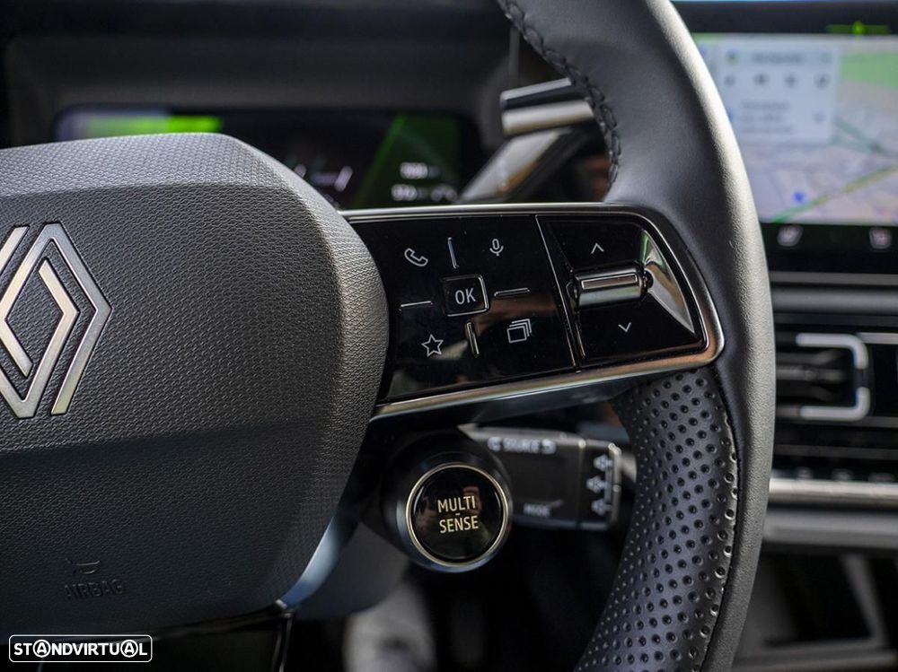 Renault 4 E-Tech 52 kWh Iconic Autonomia Conforto - 41