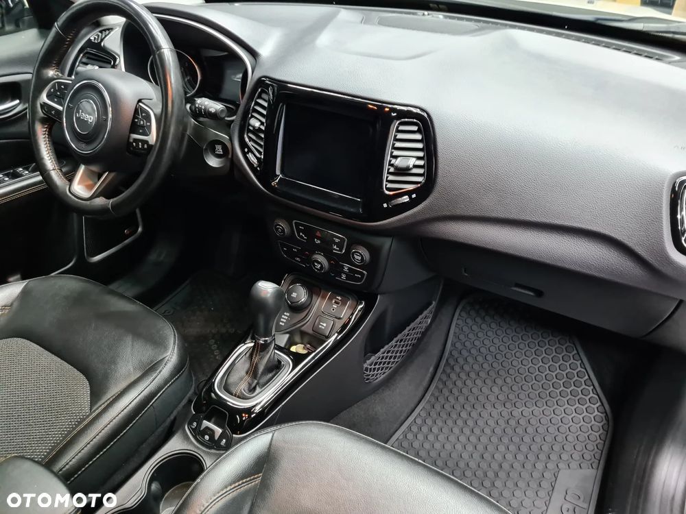 Jeep Compass 1.4 TMair Limited 4WD S&S - 22