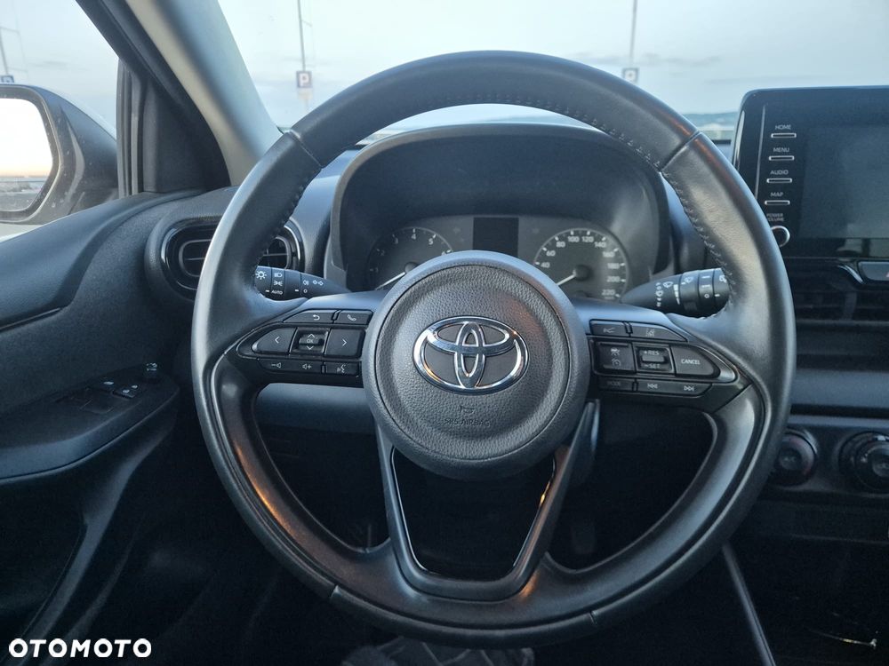 Toyota Yaris 1.0 Active - 13