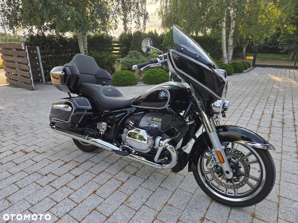 BMW R - 1