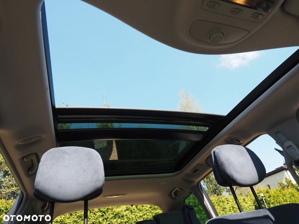 Renault Espace 3.0 dCi Initiale - 36
