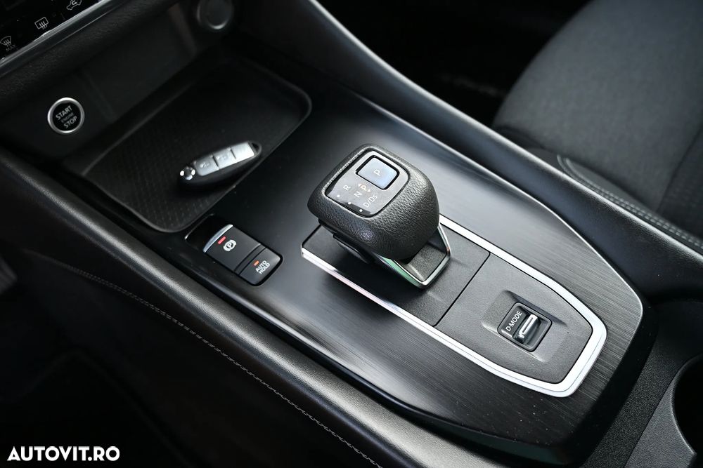 Nissan Qashqai 1.3 DIG-T 4x4 MHEV Xtronic N-Connecta - 12