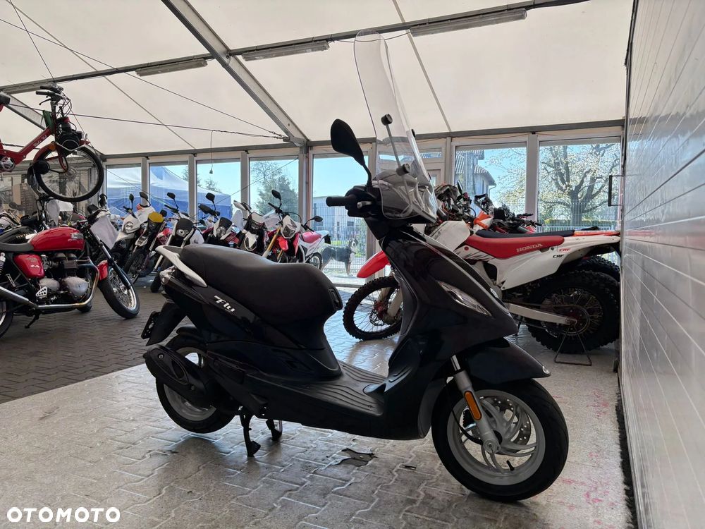 Piaggio FLY - 14