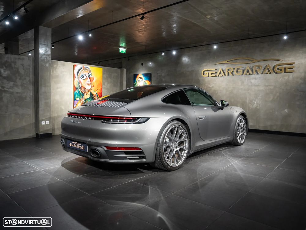 Porsche 911 (992) Carrera 4 PDK - 16