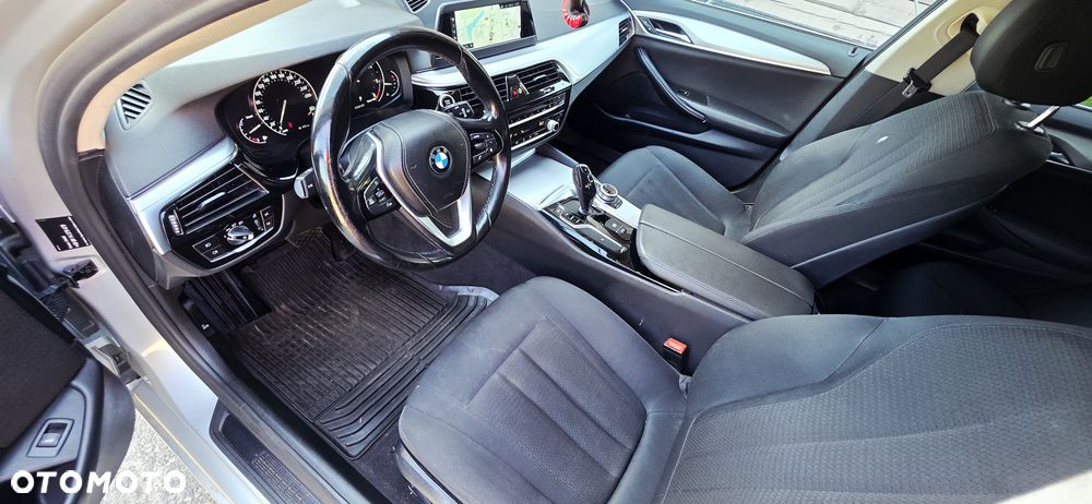 BMW Seria 5 520d M Sport Edition - 21