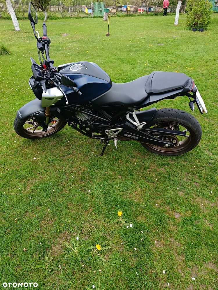 Honda CB - 2