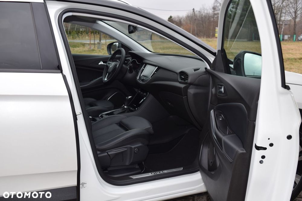 Opel Grandland X 1.6 Start/Stop Automatik Ultimate - 19