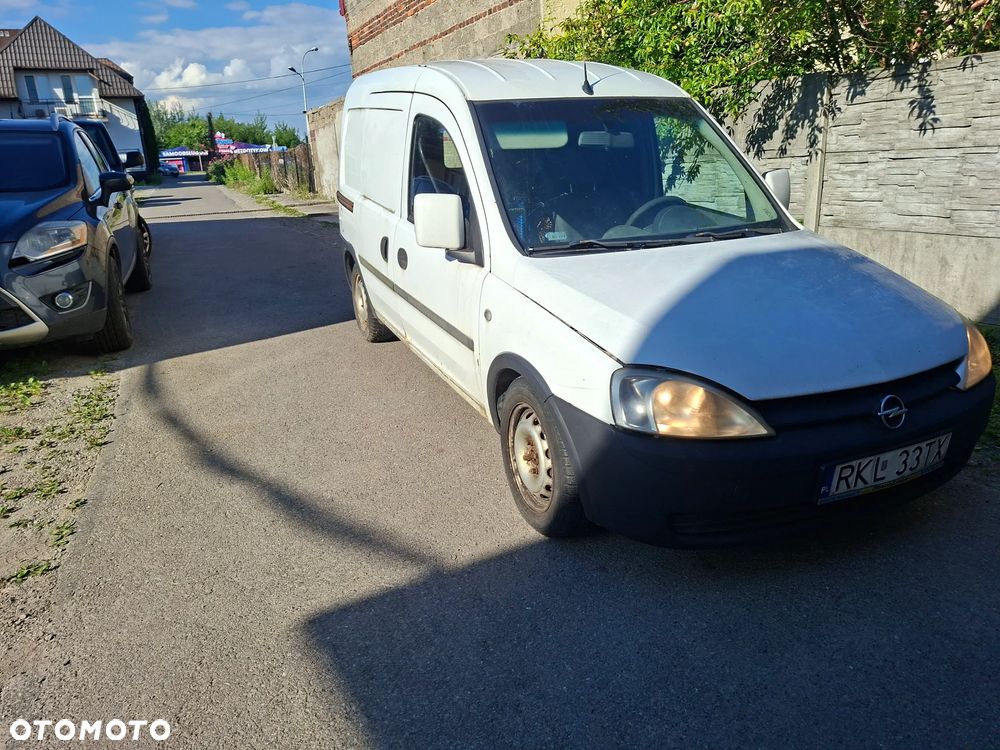 Opel Combo Tour - 2