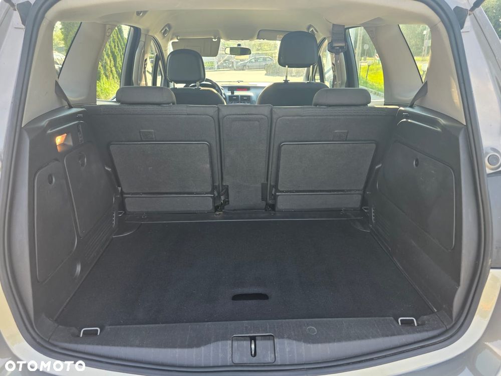 Opel Meriva - 11