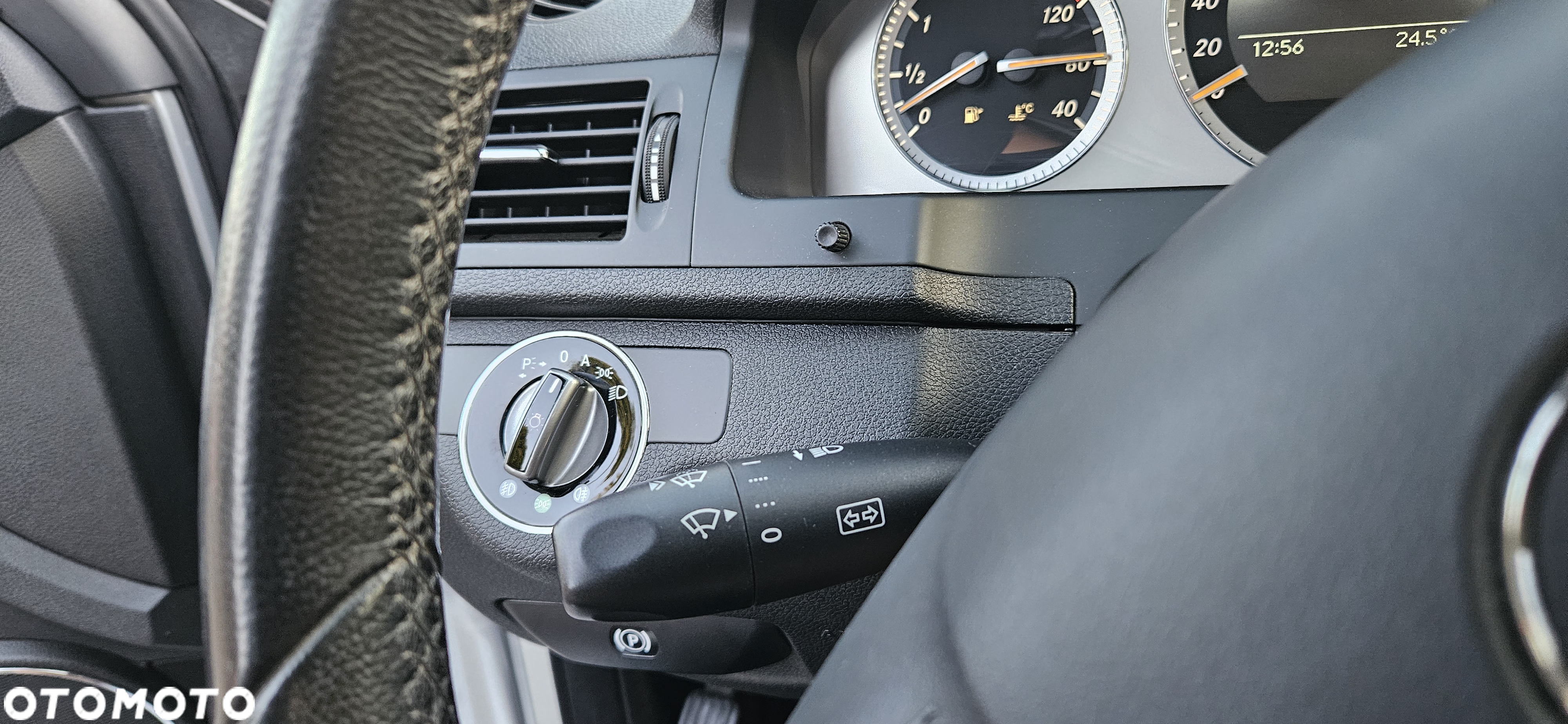 Mercedes-Benz Klasa C 180 Kompressor Avantgarde - 32