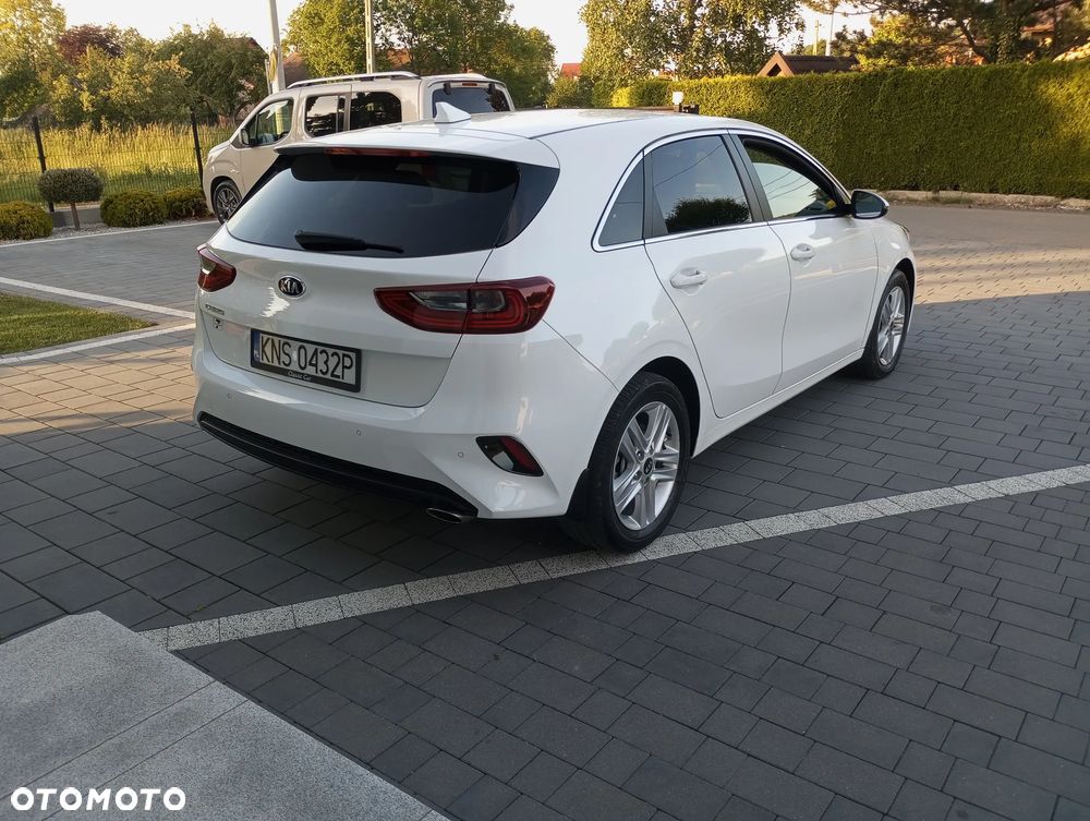 Kia Ceed 1.5 T-GDI L Business Line - 4