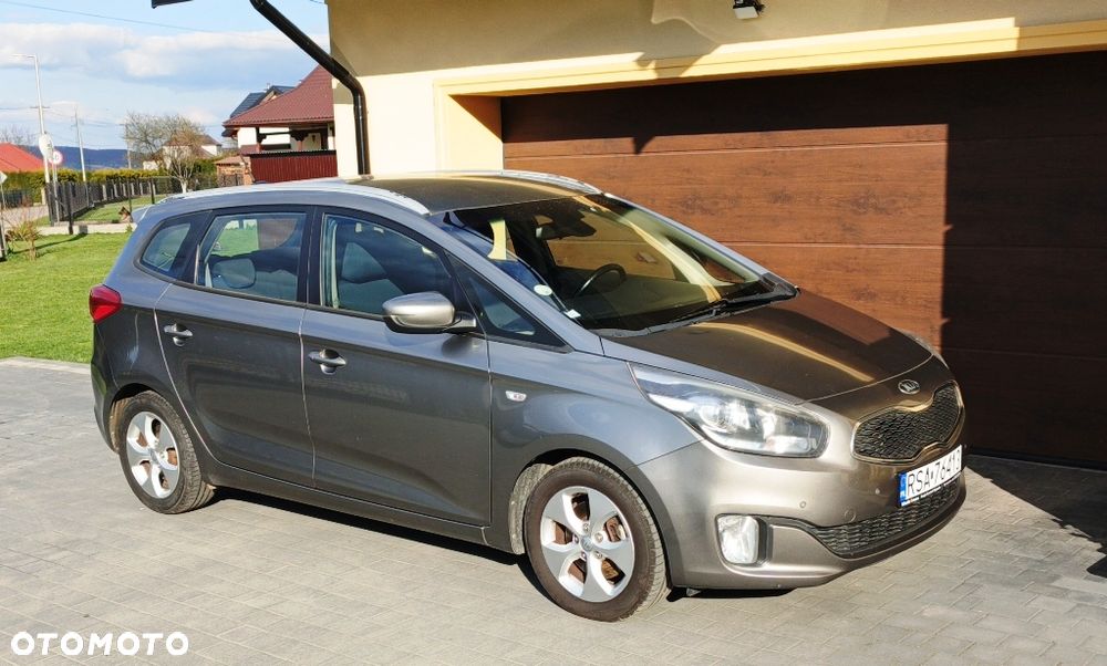 Kia Carens 1.7 CRDi 115 Fifa World Cup Edition - 8
