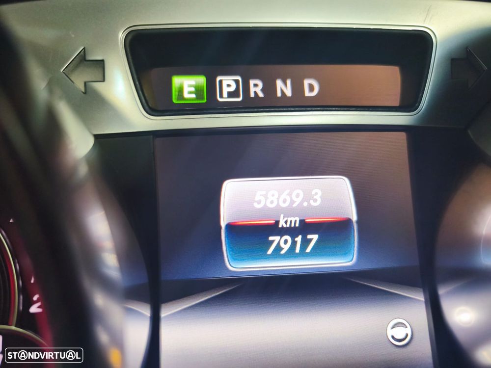 Mercedes-Benz SL 43 AMG - 6