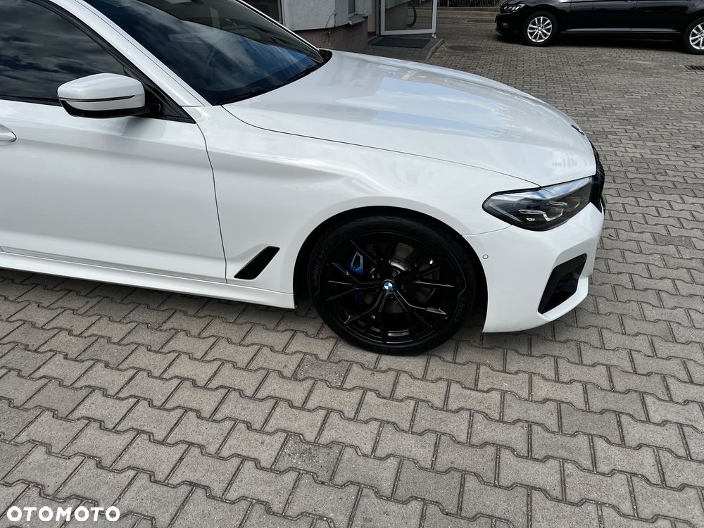 BMW Seria 5 520d mHEV M Sport sport - 4