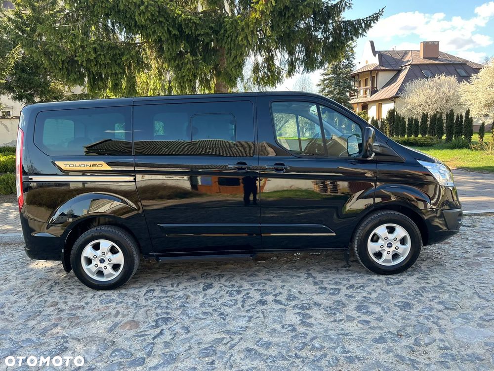 Ford Tourneo Custom 310 L1H1 VA Titanium - 17