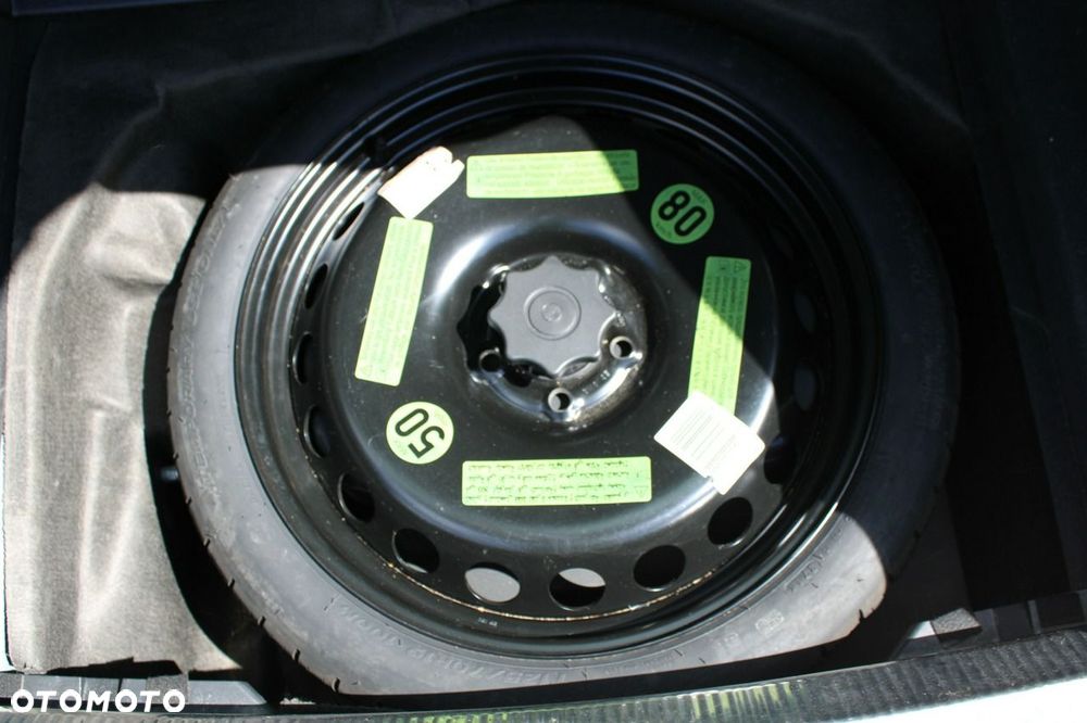Audi A4 Avant 2.0 TDI DPF Ambiente - 34