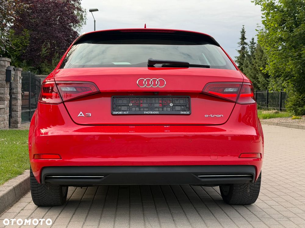 Audi A3 Sportback 1.4 TFSI e-tron S line Sportpaket - 32