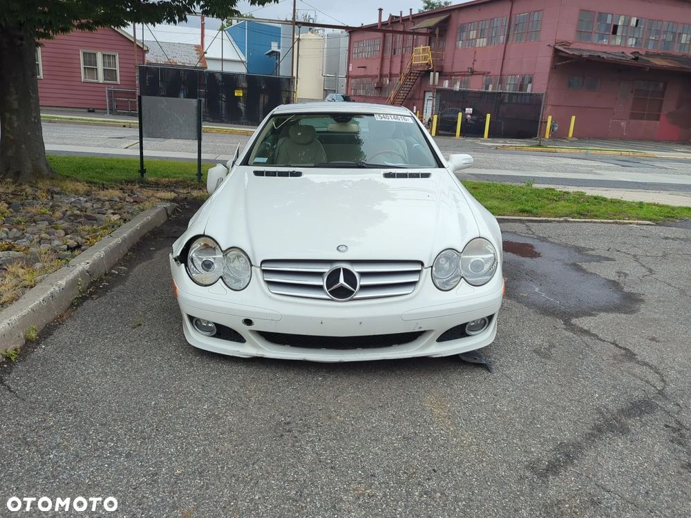 Mercedes-Benz SL - 21