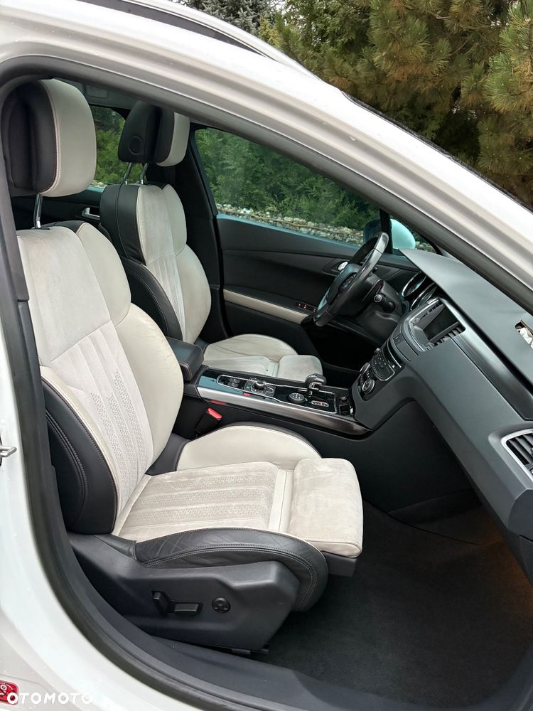 Peugeot 508 RXH 2.0 HDi HYbrid4 - 15