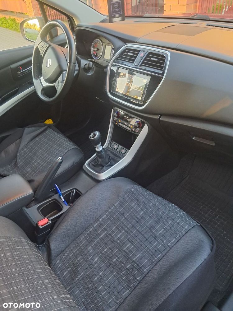 Suzuki SX4 - 4
