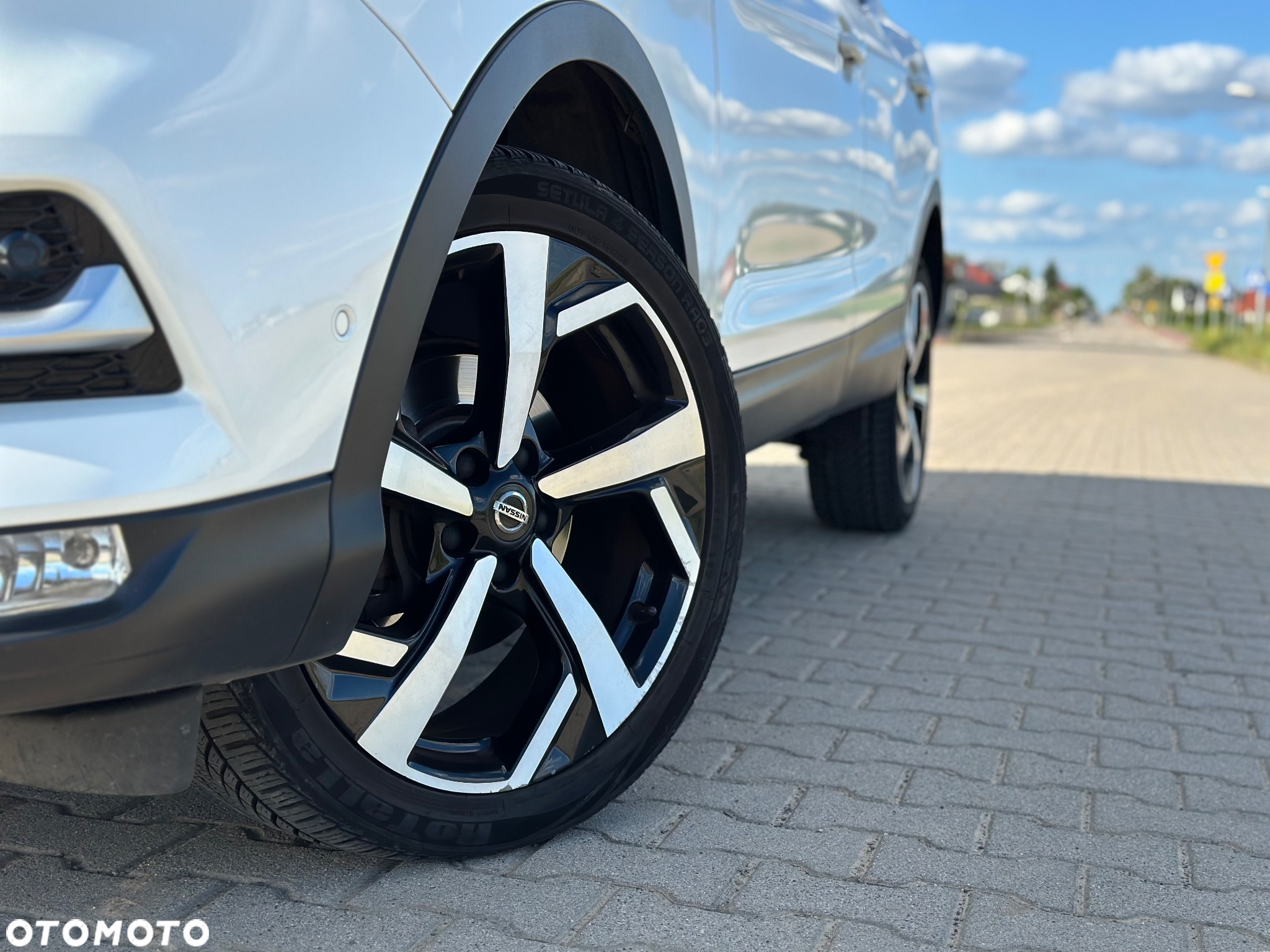 Nissan Qashqai 1.6 DCi 4x4 Tekna+ - 25