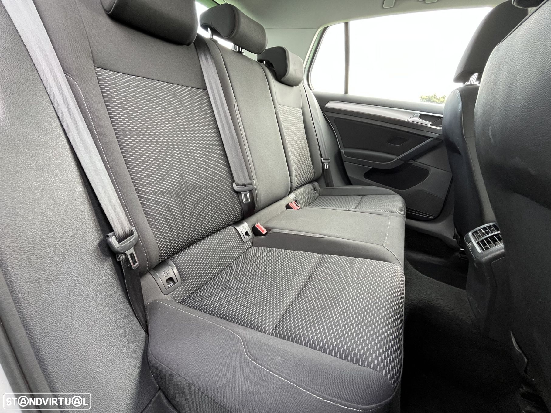 VW Golf - 14